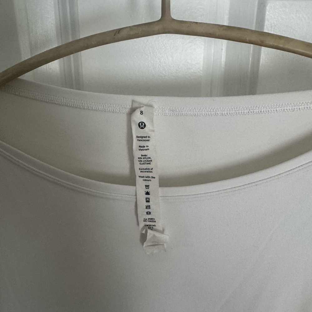 lululemon athletica White Scoop Neck Short Sleeve Top